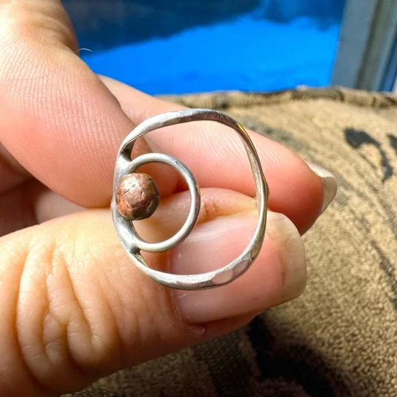 Handcrafted silver and cop ring. - Picture 9 of 9